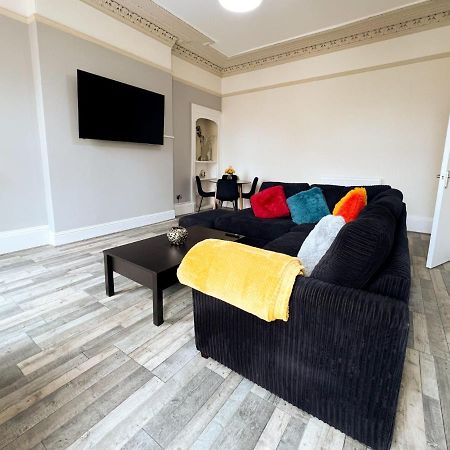 Premium 2Br Flat In The City Centre غلاسغو المظهر الخارجي الصورة